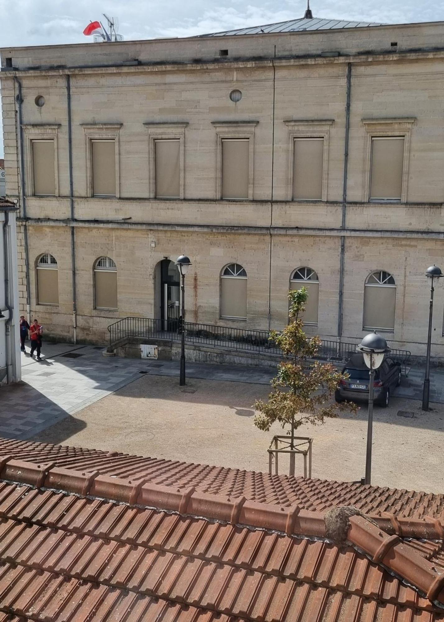 Victoire Saphir 203 Climatise Hotel De Ville Saint-Dizier Dış mekan fotoğraf